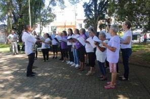Programação na praça encerrou as atividades do Janeiro Branco em Cruz Alta
