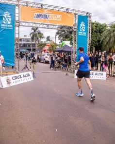 Mais de 400 atletas participam da 43ª Rústica do Trabalhador em Cruz Alta