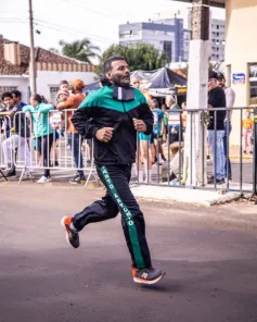 Mais de 400 atletas participam da 43ª Rústica do Trabalhador em Cruz Alta