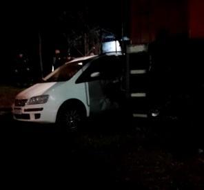 Acidente entre trem e veículo é registrado na madrugada desta terça-feira