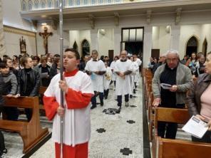 ROMARIA DE FÁTIMA: Novena começou nesta sexta com bom público na Catedral