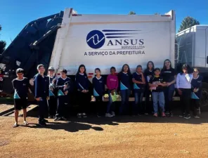 Alunos da Escola Gabriel Annes da Silva participam de visita à ANSUS