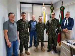 Exército Brasileiro realiza visita à Prefeitura de Boa Vista do Cadeado