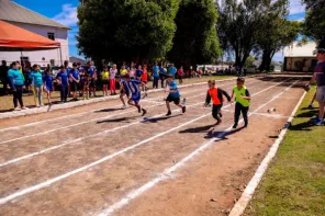 Atletismo reúne estudantes da rede municipal no CEM 2026 em Cruz Alta