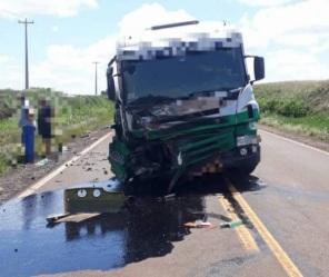 Acidente entre carreta e carro na ERS-392, interior de Jóia, tem vítima fatal 