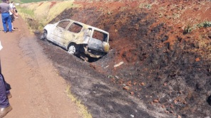 Veículo é destruído por incêndio na ERS-518 entre Campo Novo e Braga
