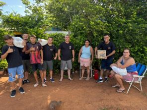 Instituição Debaixo da Videira distribui cestas básicas no Bairro Progresso