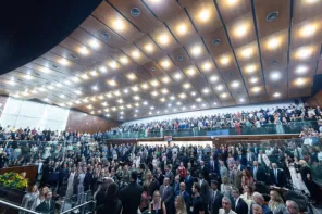 Sergio Peres assume a presidência da Assembleia Legislativa do RS