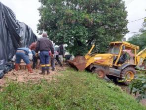 Após chuvas, muro do cemitério municipal de Cruz Alta desaba