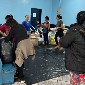 DOAÇÕES> Ginásio vira QG para arrecadar donativos para vítimas do  temporal
