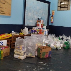 DOAÇÕES> Ginásio vira QG para arrecadar donativos para vítimas do  temporal