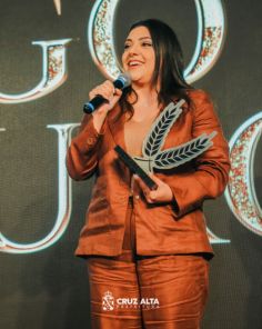 FENATRIGO>Troféu Trigo de Ouro homenageia dezoito personalidades e entidades 