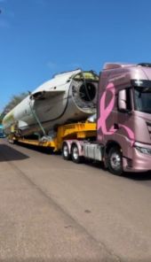 Avião símbolo da enchente chega ao Museu Militar de Panambi