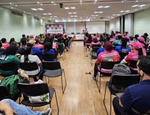 Catadoras da UNICCA participam de encontro estadual em POA