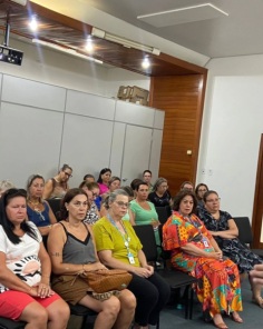 ANO LETIVO-PREPARAÇÂO> Diretores das EMEFs e EMEIs participam de reuniões