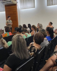 ANO LETIVO-PREPARAÇÂO> Diretores das EMEFs e EMEIs participam de reuniões