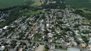 Prefeitura avança em obras de pavimentação e vice-prefeito acompanha serviços