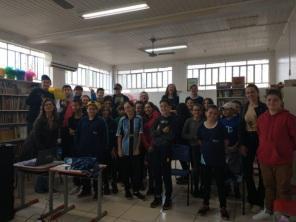Centro de Referência Maria Mulher visita a Escola Municipal Carlos Gomes