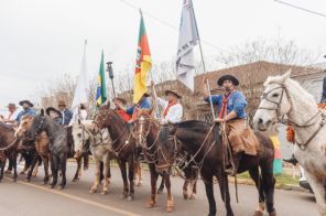 Cruz Alta recebe a Chama Crioula e se prepara para Festejos Farroupilhas 2025