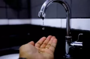 Abastecimento de água em três bairros deve ser normalizado durante a tarde