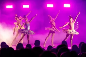 Casa de Cultura lotada prestigia espetáculo das escolas de dança de Cruz Alta 
