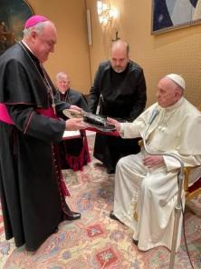 Administrador da Diocese de Cruz Alta encontra o Papa Francisco no Vaticano