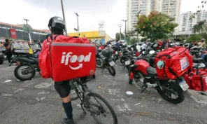 Quase 2 milhões de pessoas trabalham por aplicativos no Brasil