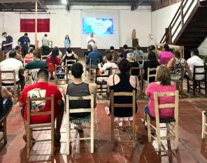 Corsan orienta moradores do Santa Terezinha 1 sobre novas ligações de esgoto