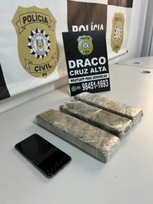 POLÍCIA> Draco e Deam da Civil apreendem tabletes de maconha em Cruz Alta