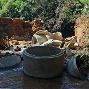 CHUVAS >Interior de Cruz Alta foi castigado e volume das águas derrubou pontes