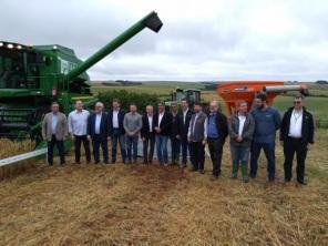 Lançada em evento em Cruz Alta a Colheita do Trigo no RS