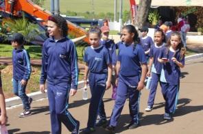 XVII FENATRIGO AGROTECNOLOGIA: Escolas da rede municipal visitam a feira