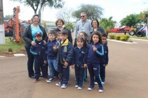 XVII FENATRIGO AGROTECNOLOGIA: Escolas da rede municipal visitam a feira