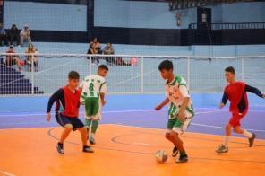 Campeonato de Escolas Municipais movimenta Ginásio de Esportes