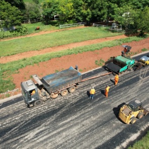 TOMANDO FORMA> Novo Polo Industrial de Cruz Alta recebe pavimentação asfáltica