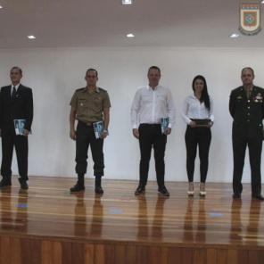 EASA realizou solenidade alusiva aos seus 30 anos com lançamento de livro 