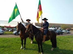Carreata e manifestações em prol do Governo Bolsonaro em Cruz alta