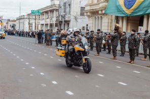 Desfile de 7 de Setembro reúne 5 mil pessoas em Cruz Alta