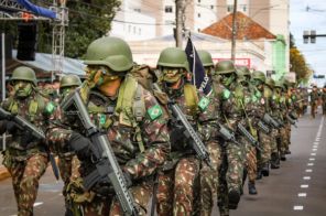 Desfile de 7 de Setembro reúne 5 mil pessoas em Cruz Alta