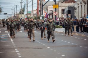 Desfile de 7 de Setembro reúne 5 mil pessoas em Cruz Alta