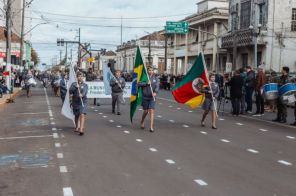 Desfile de 7 de Setembro reúne 5 mil pessoas em Cruz Alta