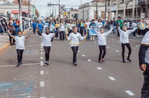 Desfile de 7 de Setembro reúne 5 mil pessoas em Cruz Alta