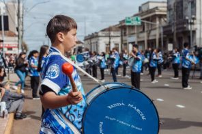 Desfile de 7 de Setembro reúne 5 mil pessoas em Cruz Alta