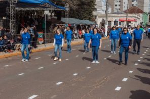 Desfile de 7 de Setembro reúne 5 mil pessoas em Cruz Alta