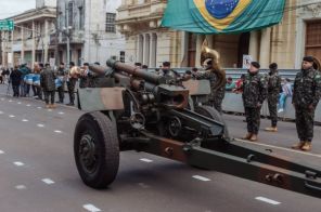 Desfile de 7 de Setembro reúne 5 mil pessoas em Cruz Alta