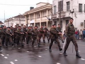 Exército desfilou em Cruz Alta neste 7 de setembro