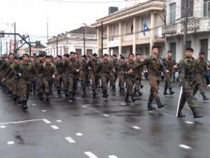 Exército desfilou em Cruz Alta neste 7 de setembro