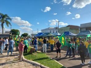 Segunda feira começa com manifestações populares em Cruz Alta 