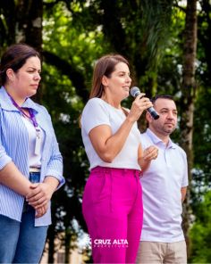 JANEIRO BRANCO> Programação começou oficialmente ontem na praça Gen. Firmino