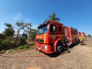 Incêndio atinge residência no bairro Toribio Verissimo em Cruz Alta